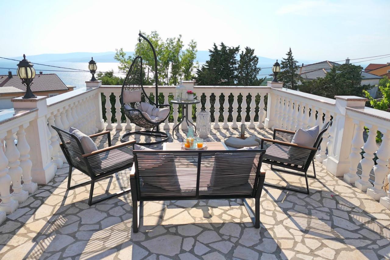 Apartment Laura Senj  Luaran gambar