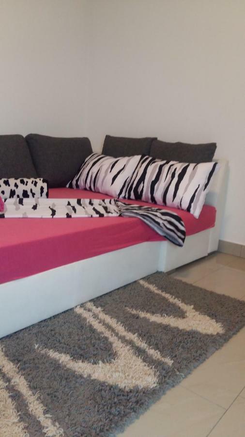 Apartment Laura Senj  Luaran gambar