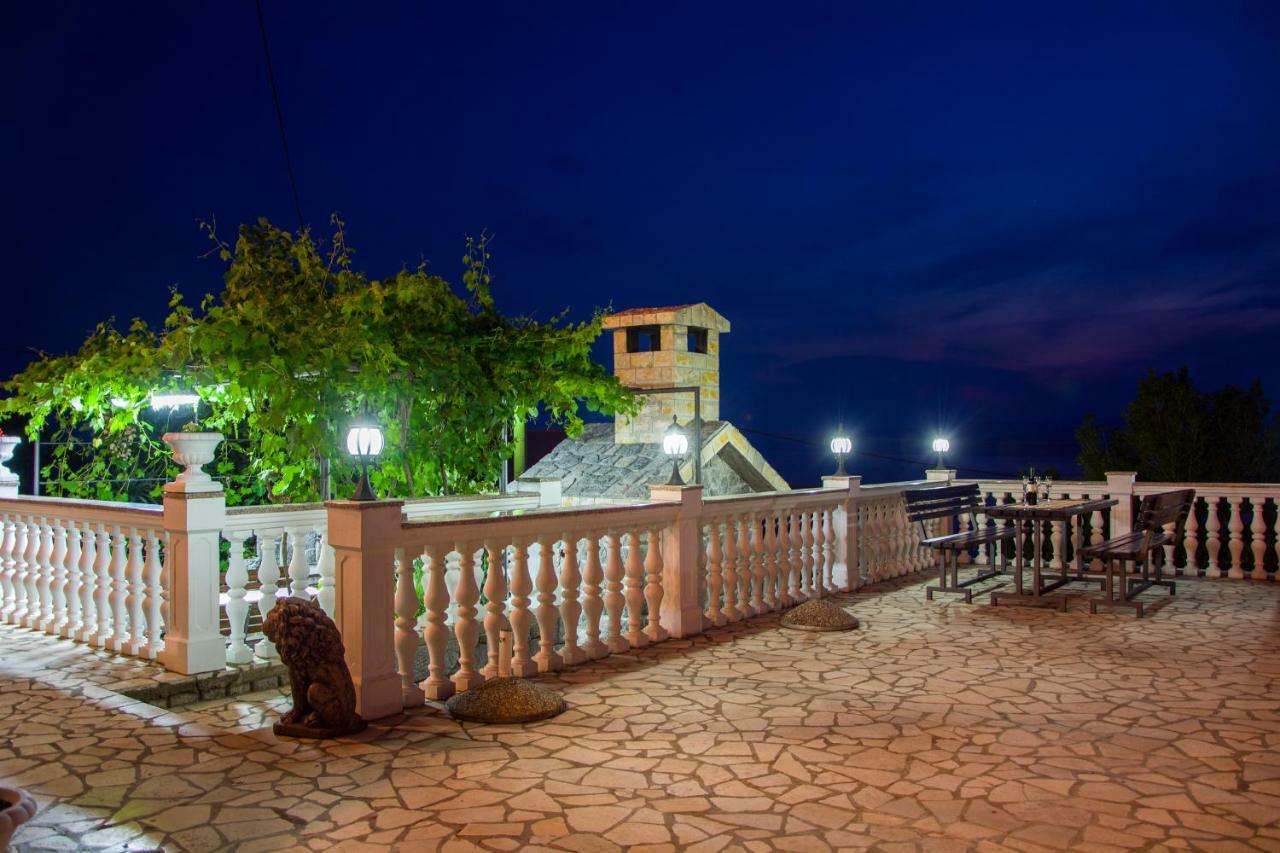 Apartment Laura Senj  Luaran gambar